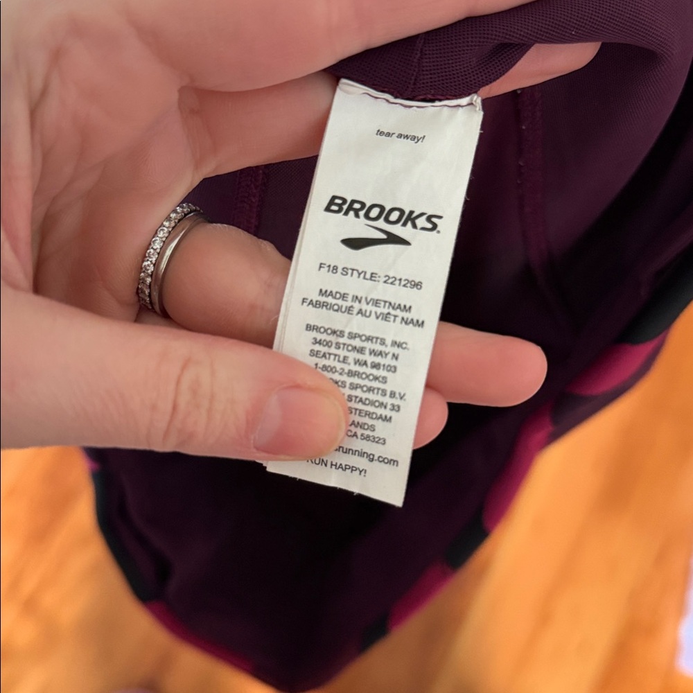 ⬇️⭐️ Brooks Women's Formation Crop Geometric Running Tights Size L - Picture 4 of 4